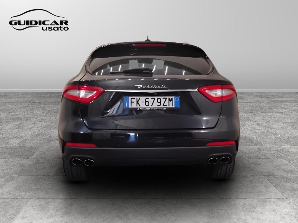 MASERATI Levante - Levante 3.0 V6 250cv auto