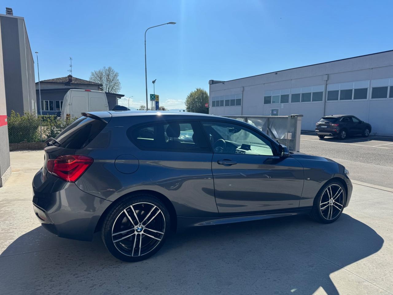 Bmw 116 116d 3p. Msport Full service