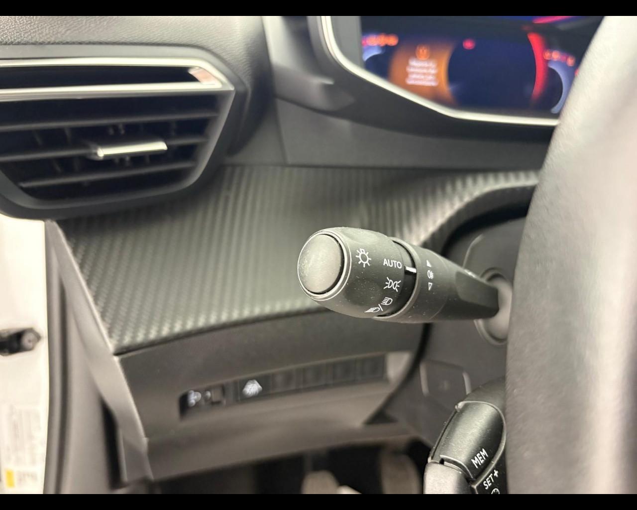 PEUGEOT 2008 1.2 puretech Allure Pack s&s 100cv