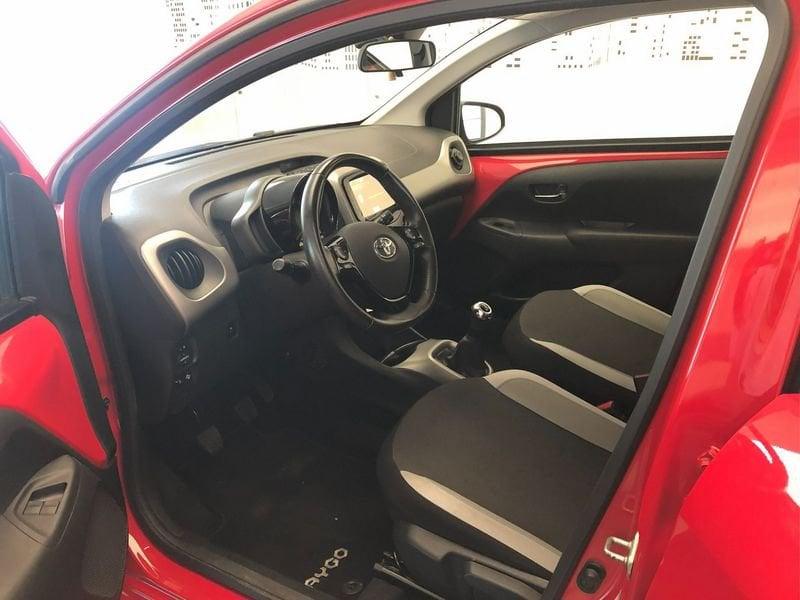 Toyota Aygo 2ª serie 1.0 VVT-i 72 CV 5p. x-play