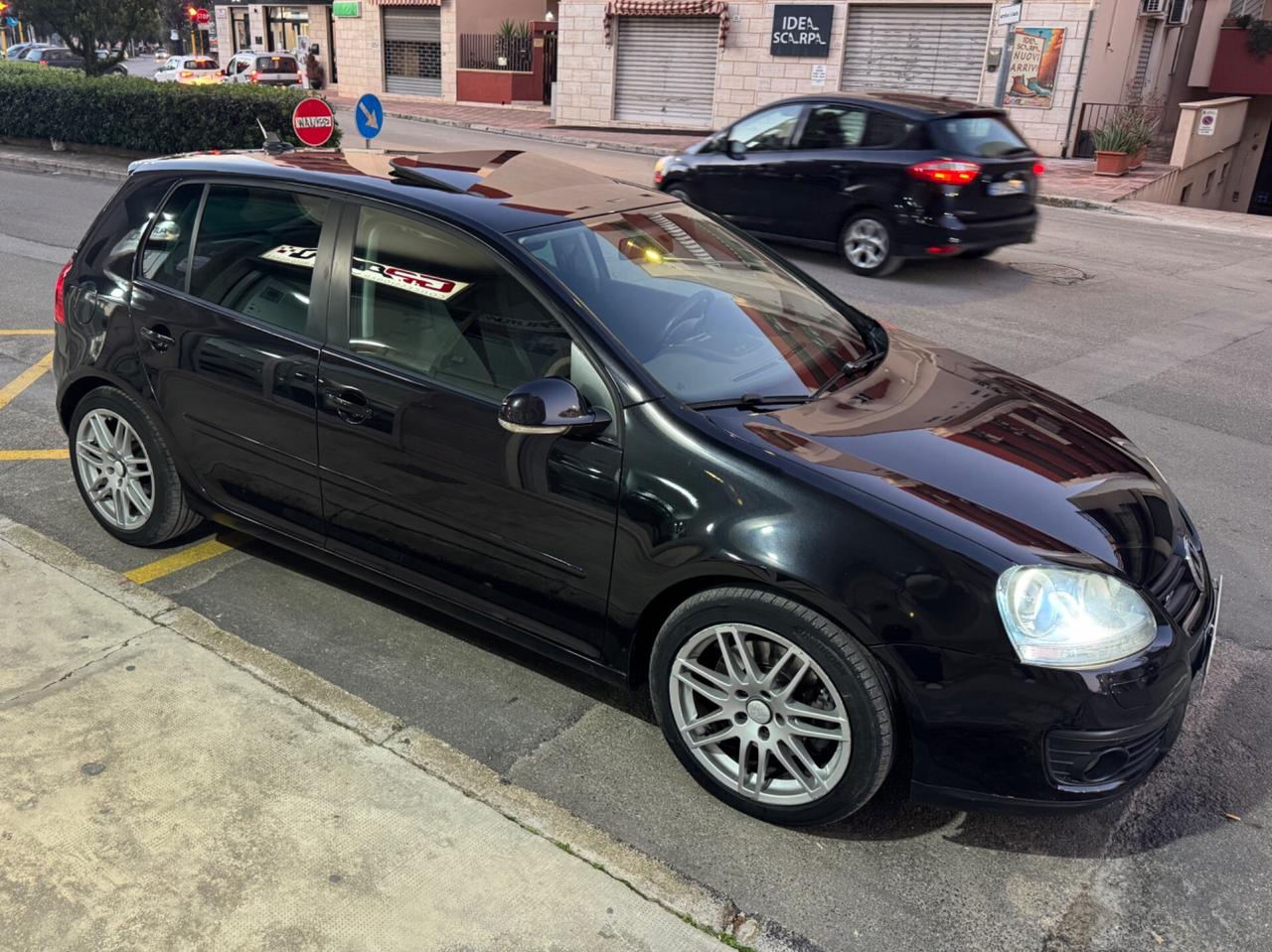 Volkswagen Golf GTI 2.0 TDI GT Sport