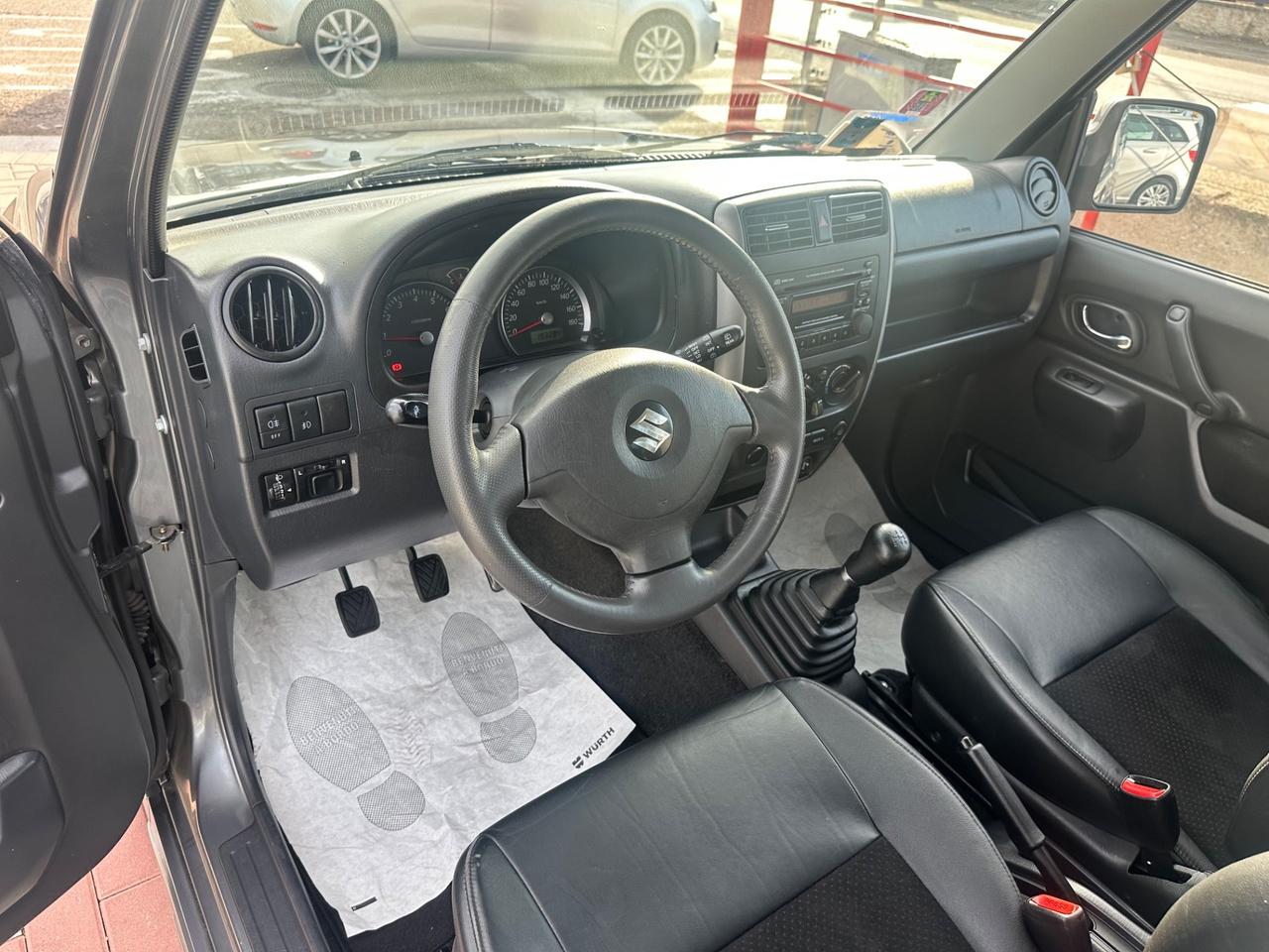 Suzuki Jimny 1.3i 85CV 4WD UNICO PROPRIETARIO