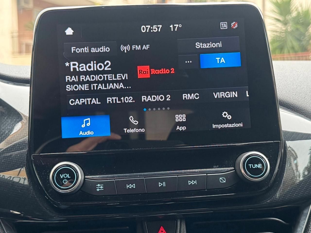 FORD FIESTA 1.5 TDCI 85 CV. NAVI+CERCHI+BIXENO