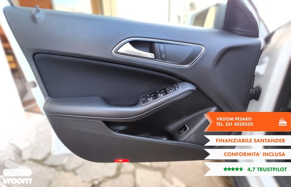 MERCEDES GLA (X156) GLA 200 d Automati...