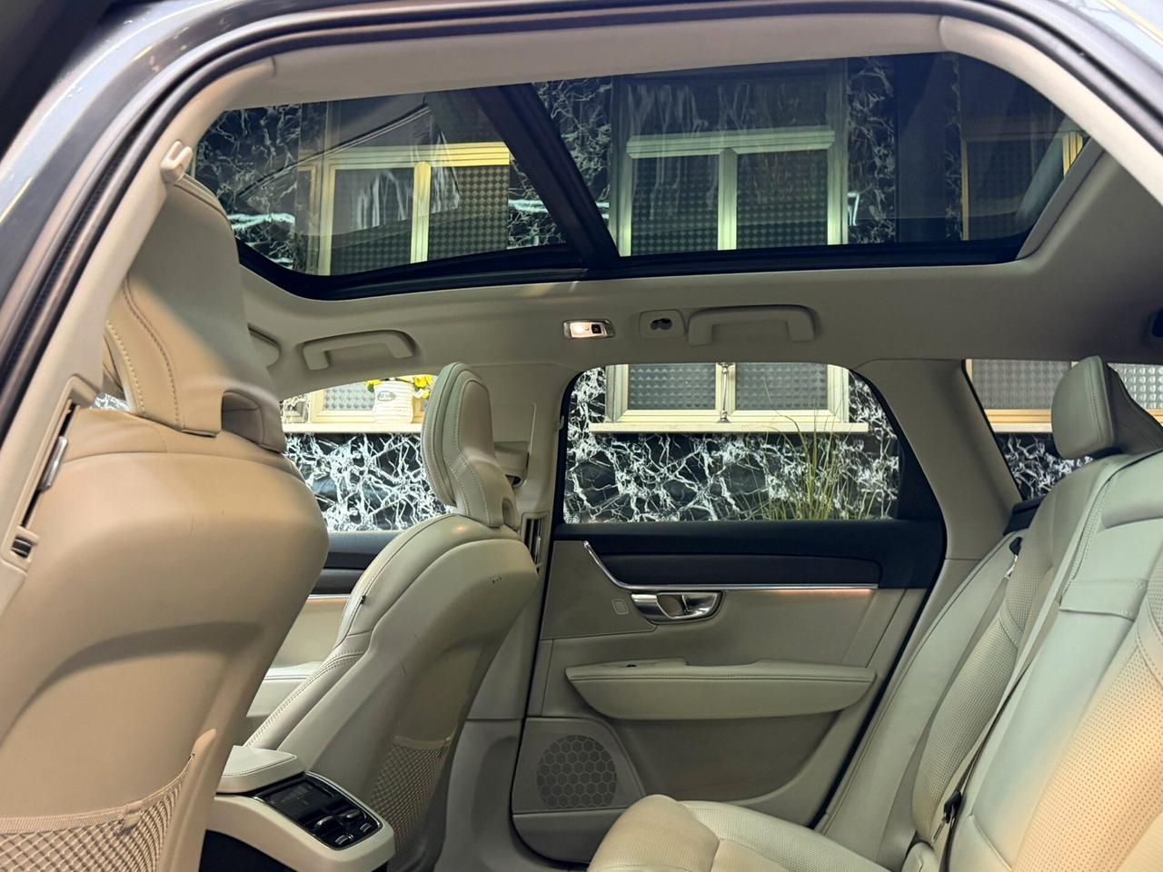 Volvo V90 Cross Country D5 AWD Geartronic Pro