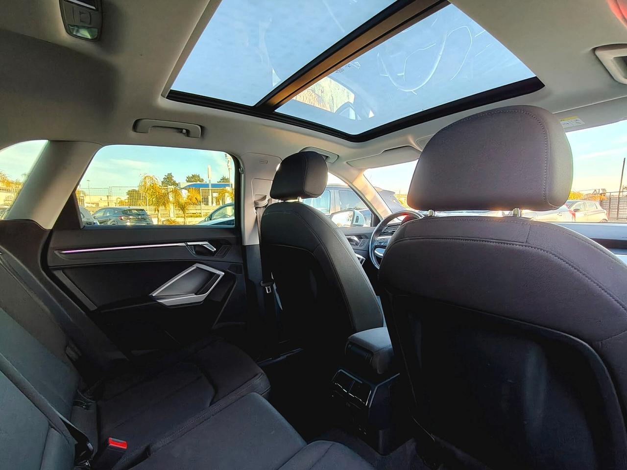 Audi Q3 35 TDI S tronic Business Advanced - 2019