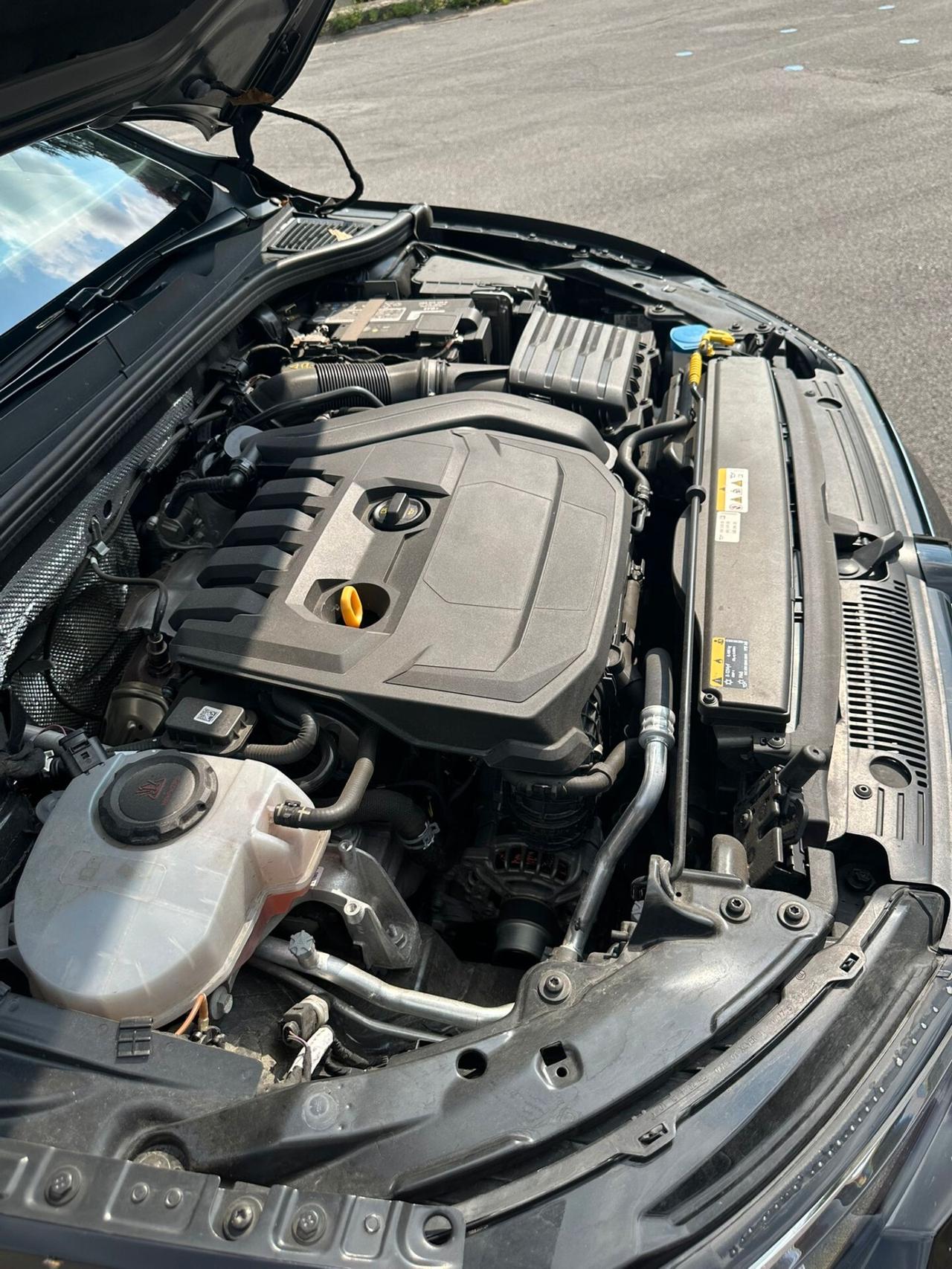 Volkswagen Golf 1.5 TSI EVO ACT R-Line
