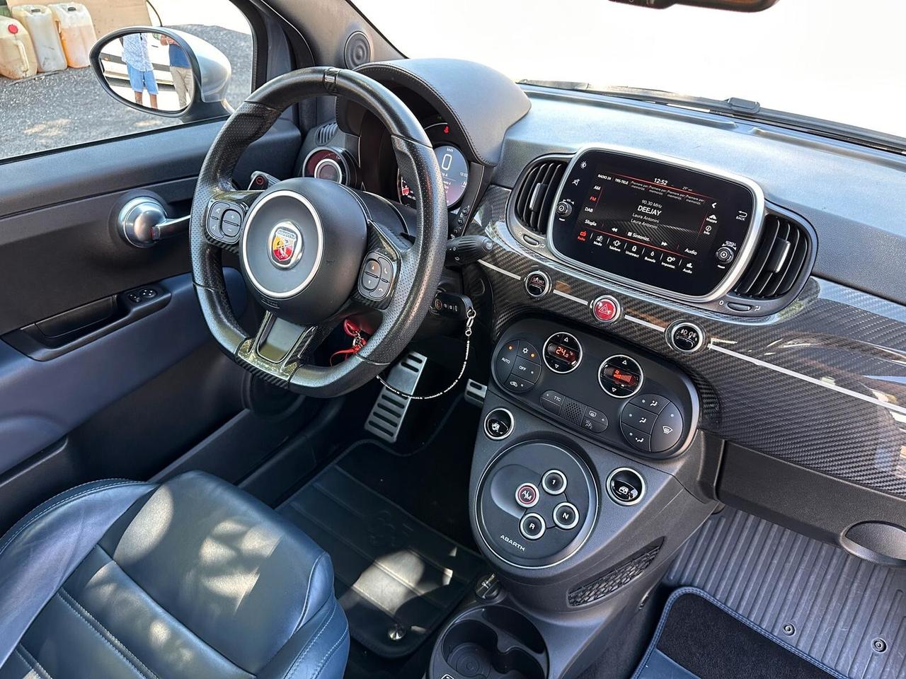 Abarth 695 1.4 Turbo T-Jet Rivale