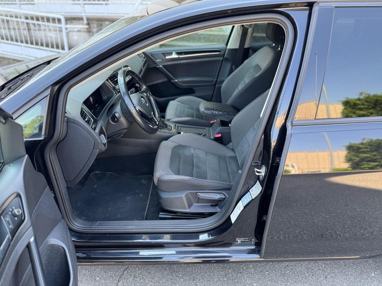 Volkswagen Golf Executive 1.6 TDI BlueMotion