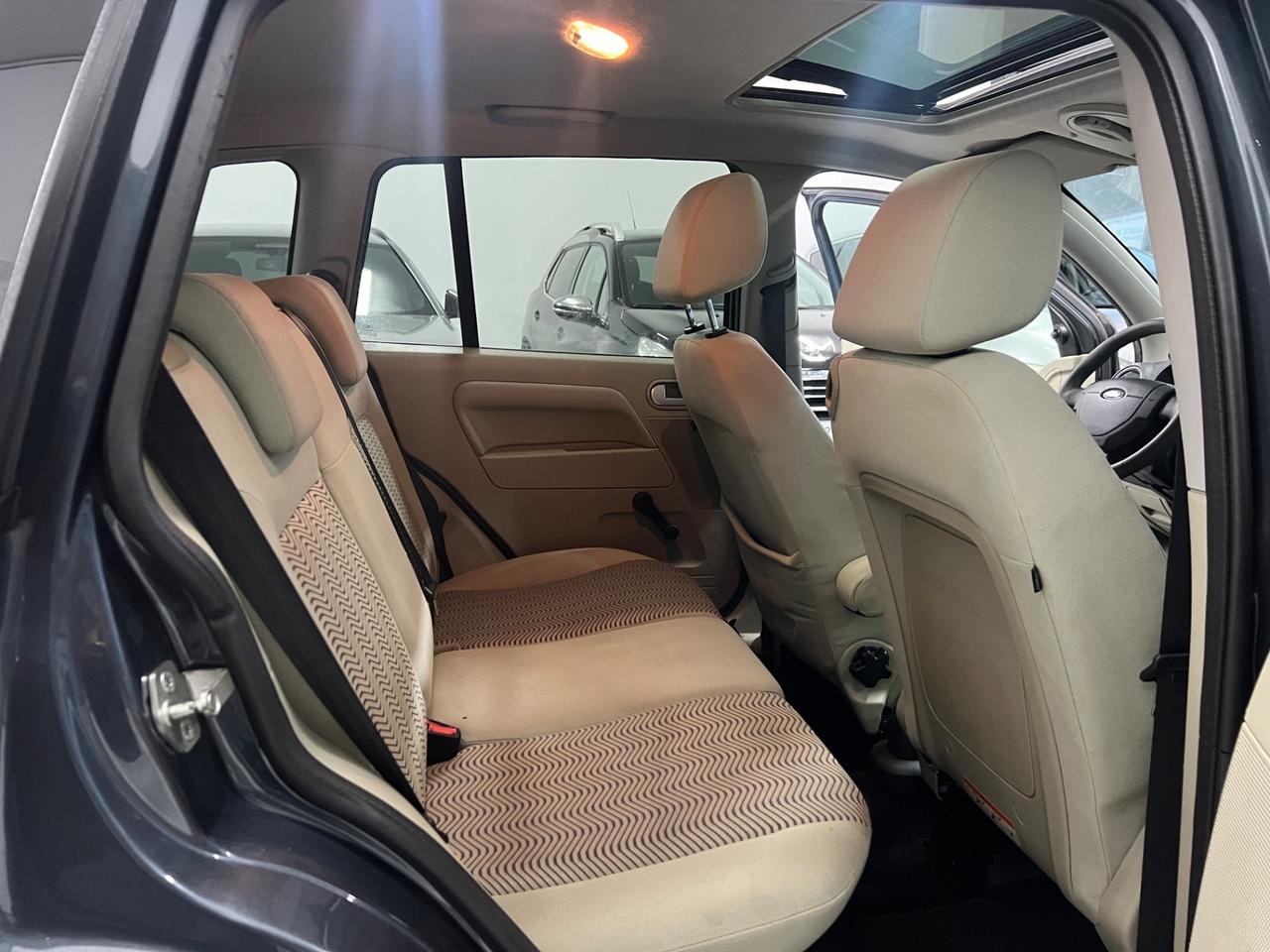 Ford Fusion UAV 1.4 16V 5p.