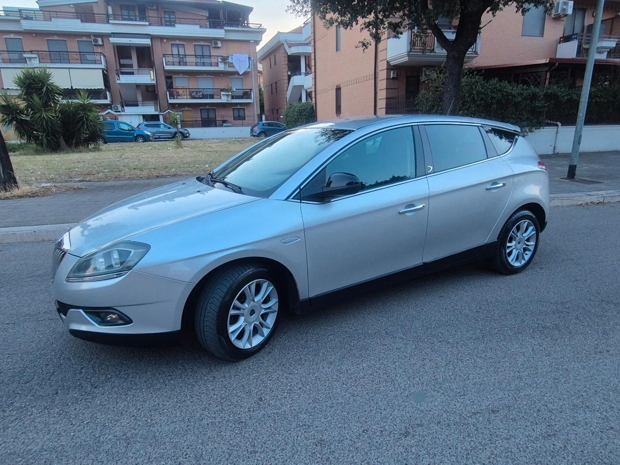Lancia Delta 1.6 MJT gold anno 2011