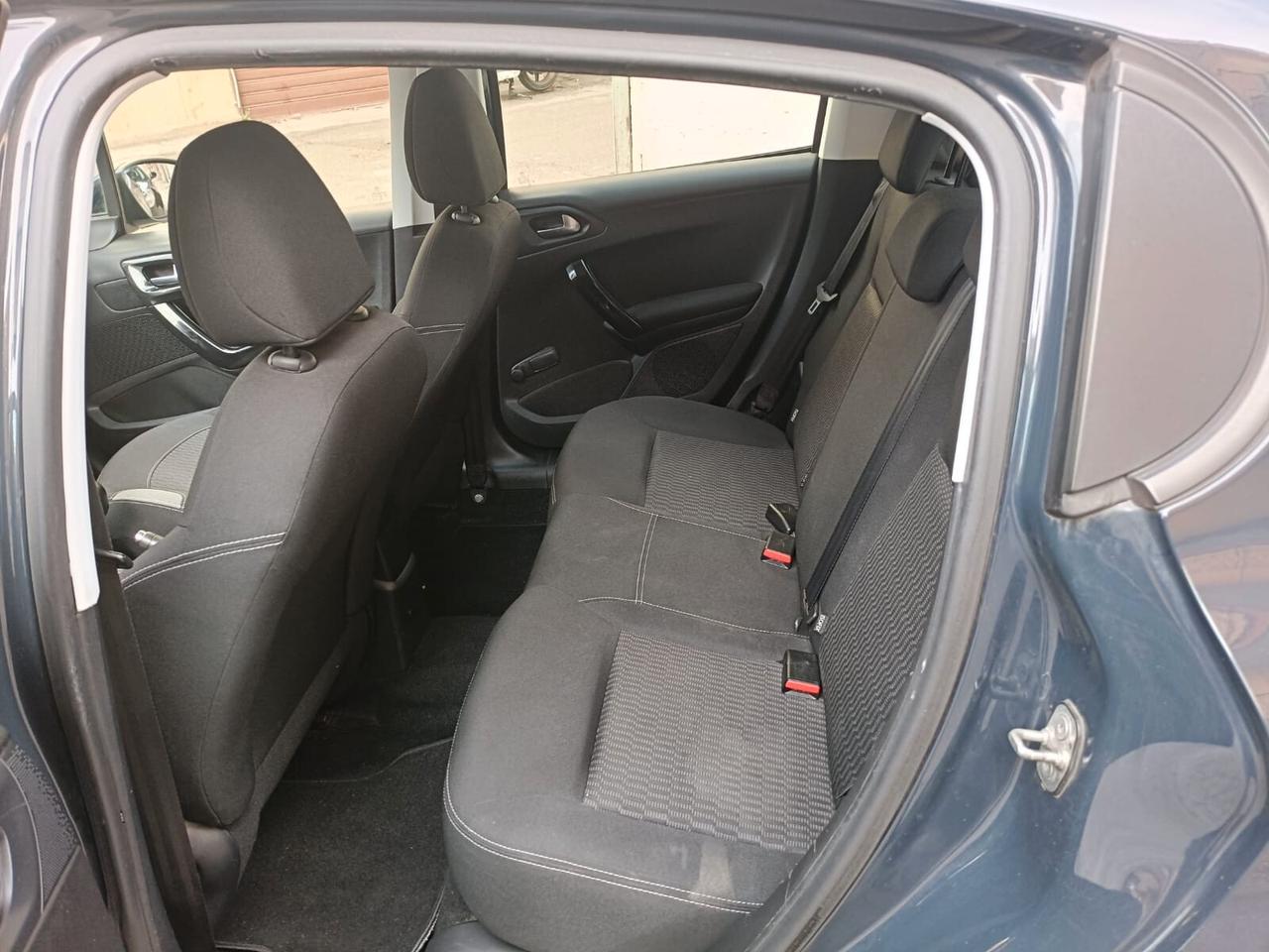 Peugeot 208 BlueHDi 75 5 porte Active