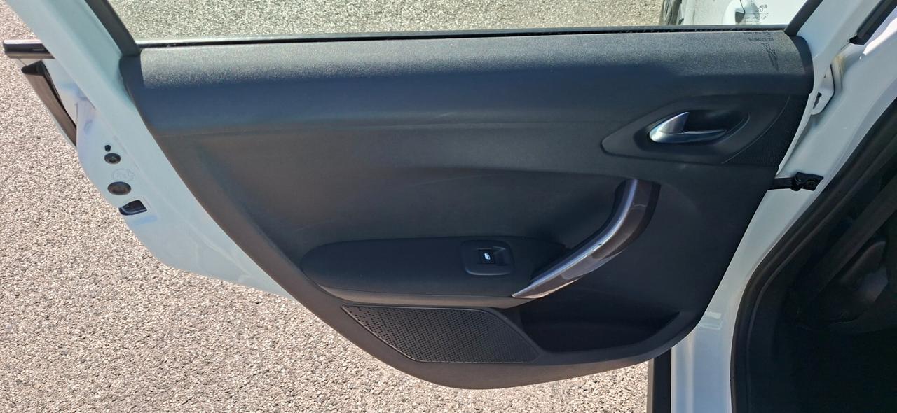 Peugeot 2008 1.4 HDi 68CV Active