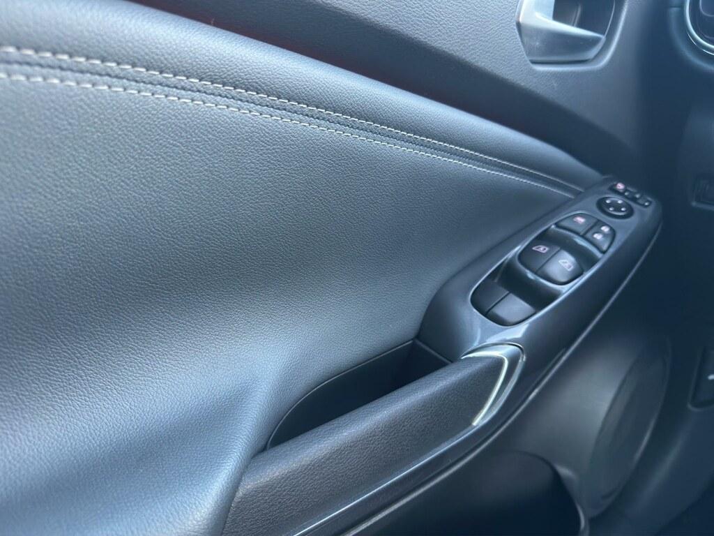 Nissan Juke 1.0 dig-t Tekna 117cv