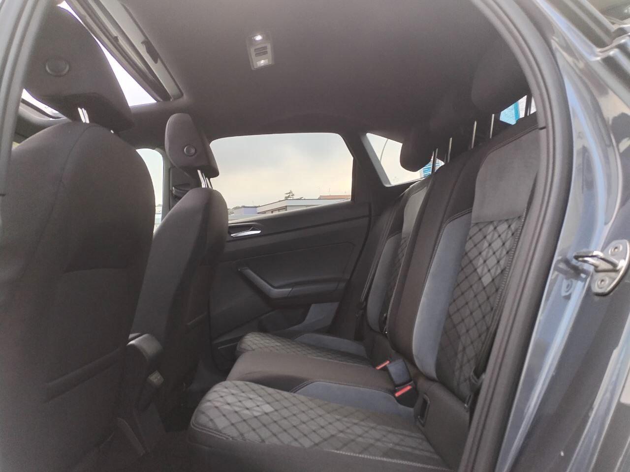 Volkswagen Taigo 1.0 TSI 110 CV R-Line