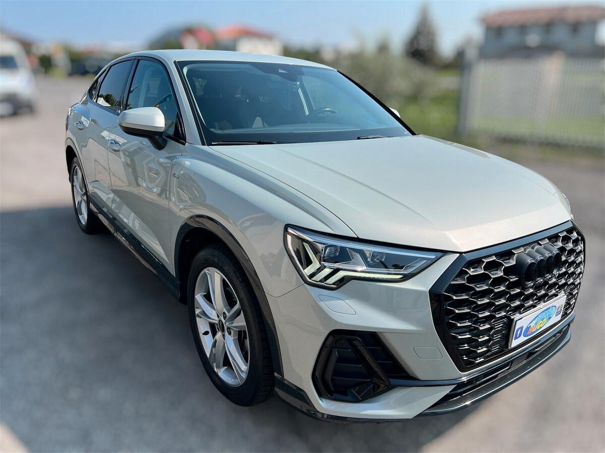 Audi Q3 SPB 35 TDI S tronic line edition - COLORE Argento Rugiada Metallizzato