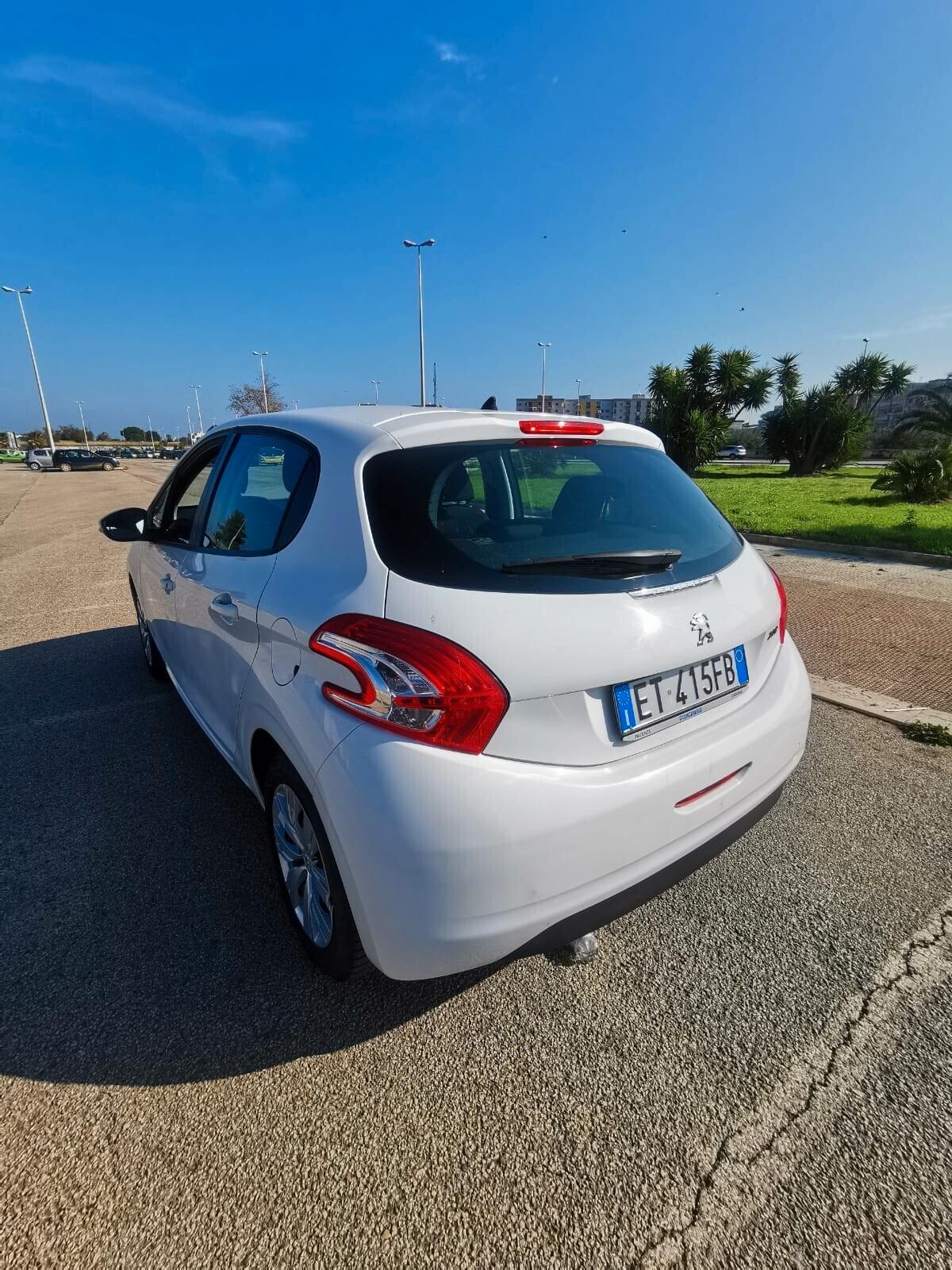Peugeot 208 1.2 VTi 82 CV 5 porte Active 12/2013