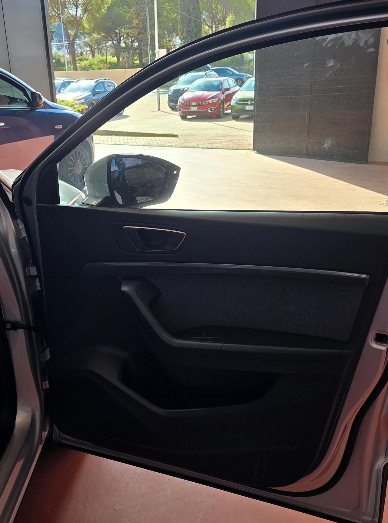 Seat Ateca 1.5 EcoTSI 150 CV DSG Business – SUV Dinamico e Tecnologico