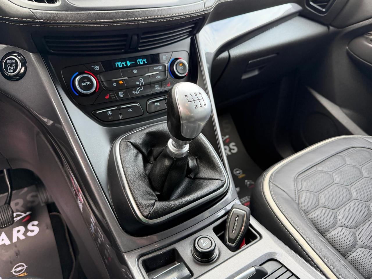 Ford Kuga 2.0 TDCI 150 CV 2WD Vignale