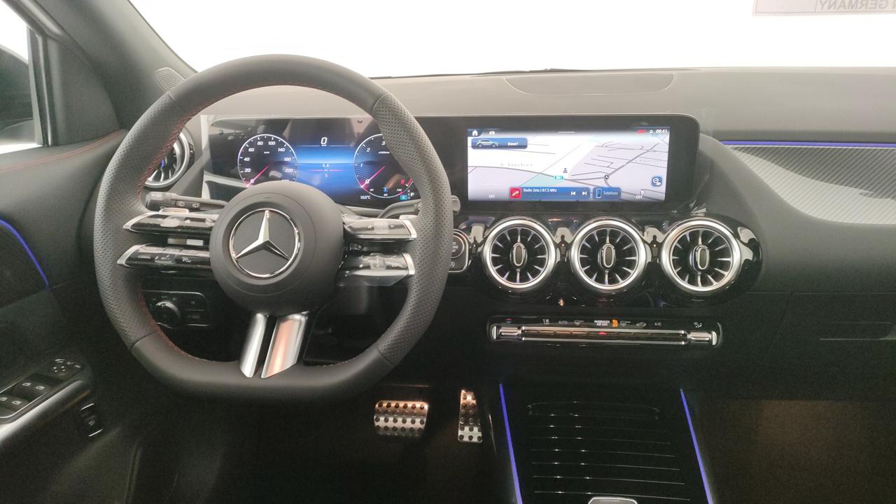 Mercedes-Benz GLA 200 d automatic