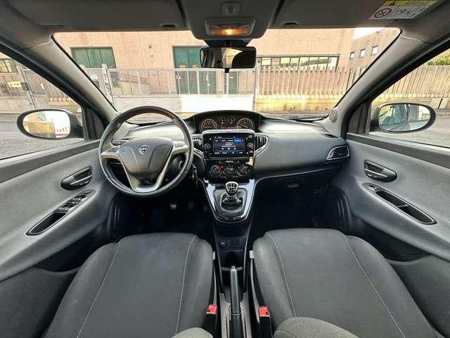 Lancia Ypsilon 1.0 FireFly 5porte S&S Hybrid Gold