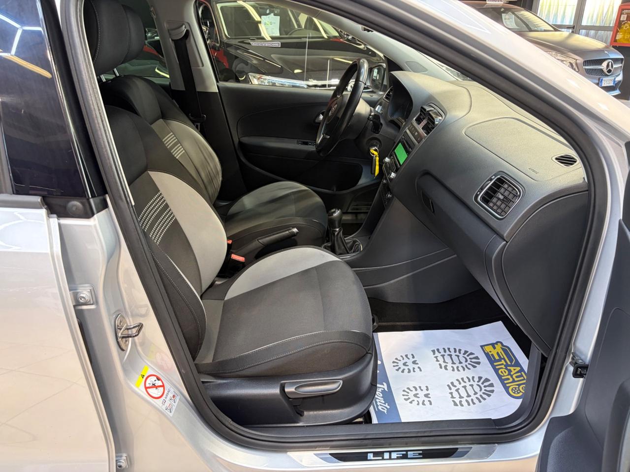 Volkswagen Polo 1.2 69 CV _ LIFE_