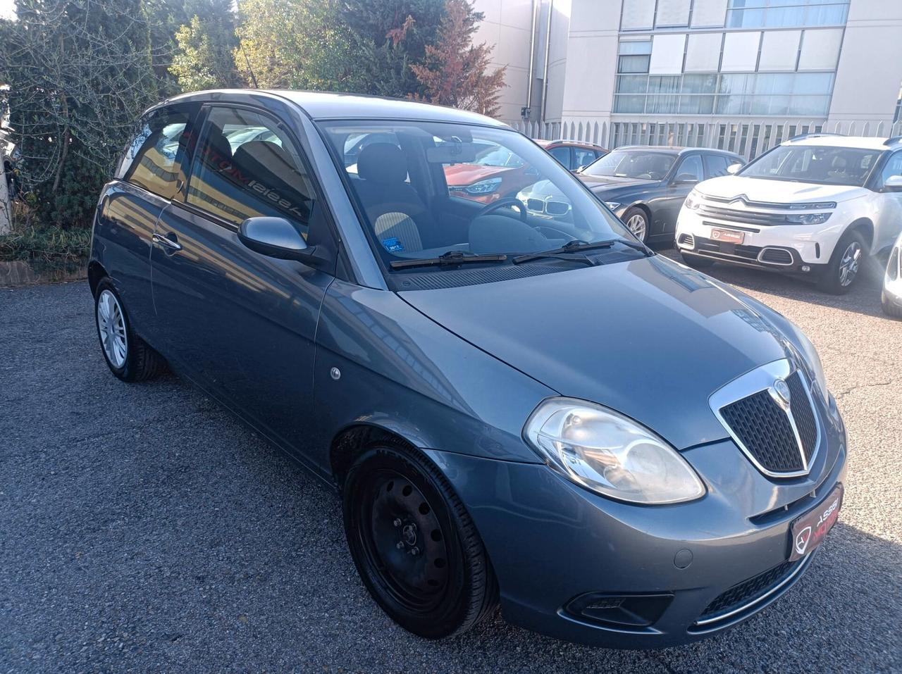 Lancia Ypsilon 1.2 Argento