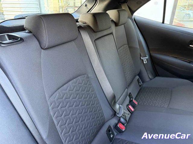 TOYOTA Corolla 1.8h Active cvt TELECAMERA CARPLAY PREZZO REALE