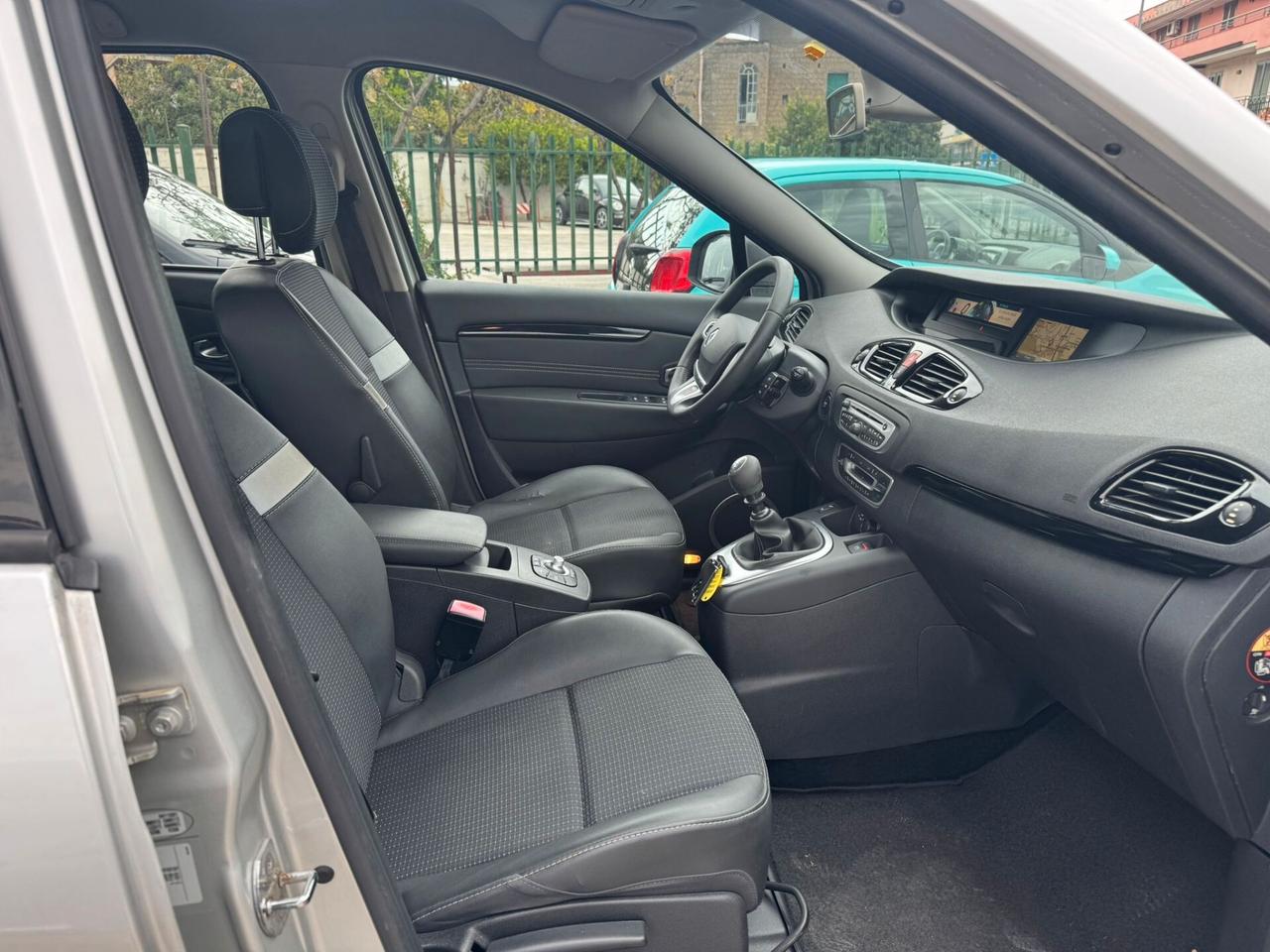 Renault Scenic Scénic X-Mod 1.6 dCi 130CV Luxe