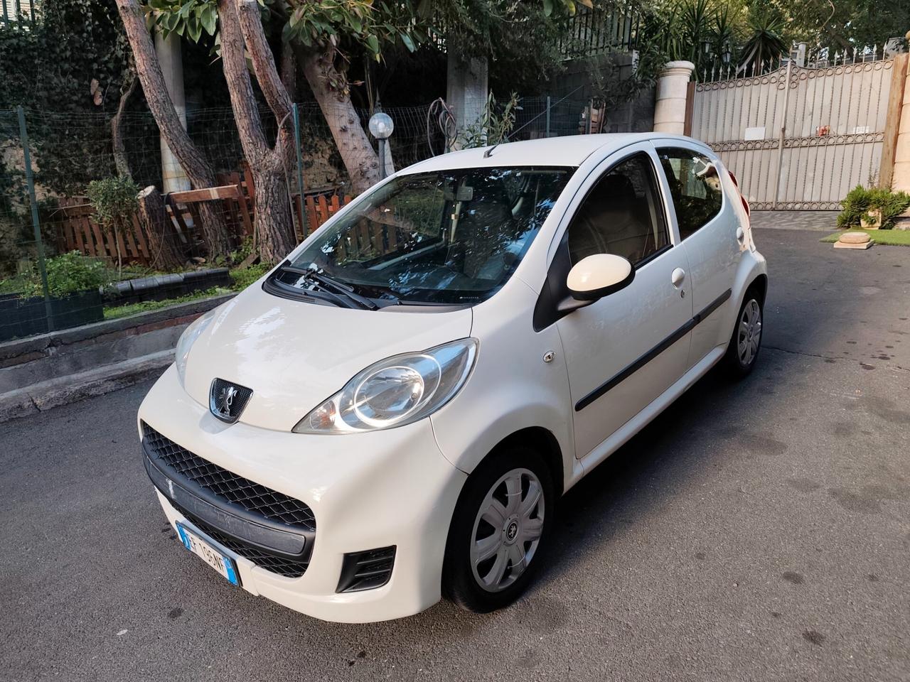 Peugeot 107 1.0 68CV 5p. 2010