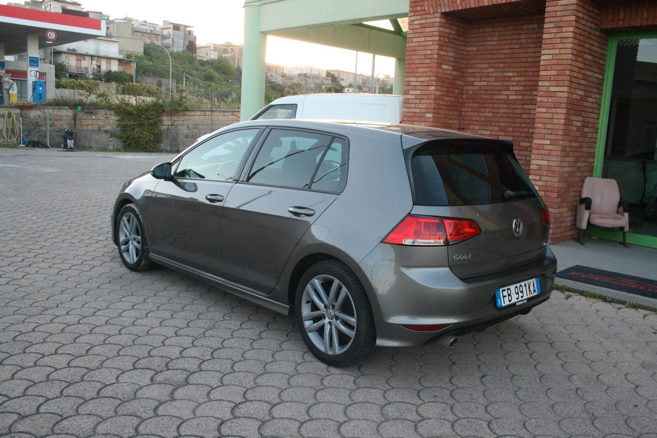 Volkswagen Golf 1.6 TDI 110 CV DSG 5p. R-LINE BlueMotion Technology
