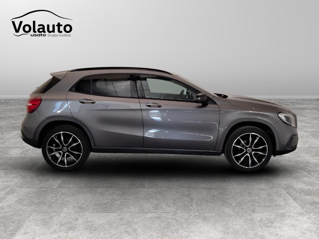 Mercedes-Benz GLA-X156 2017 - GLA 200 d Sport auto