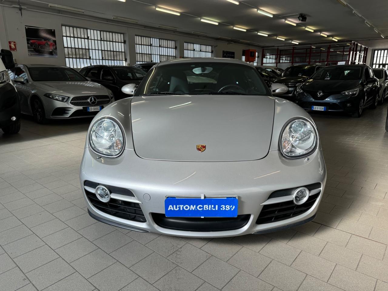 Porsche Cayman 2.7