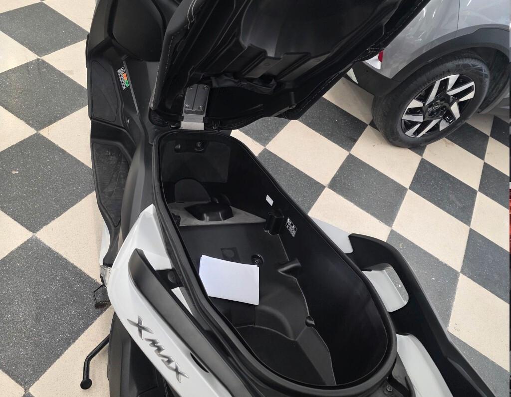 Yamaha X-Max 300 ABS PARI AL NUOVO