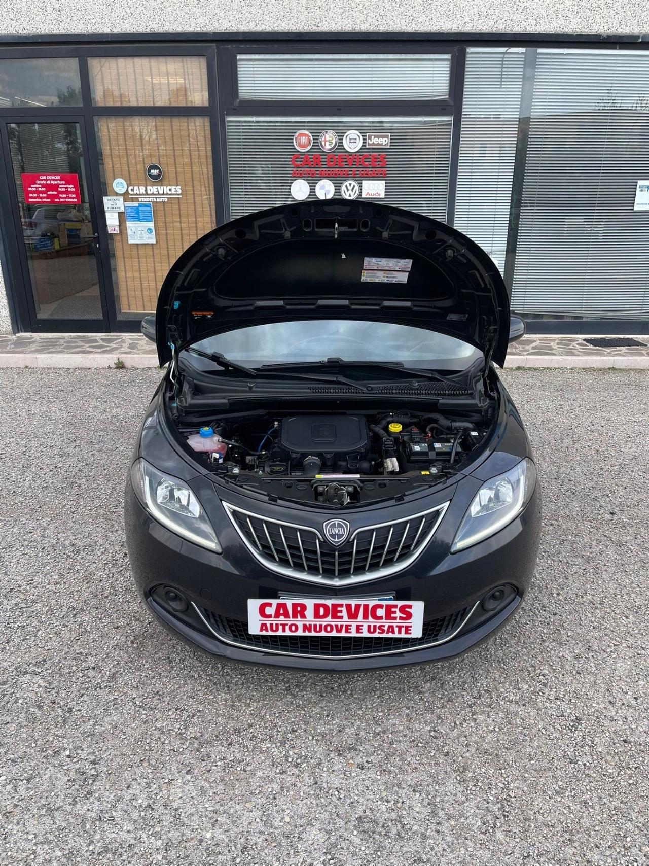 Lancia New Ypsilon 1.0 - Hybrid - GARANZIA