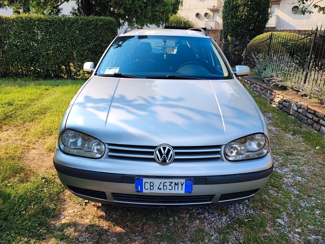 Volkswagen Golf 1.9 TDI 110 CV station wagon