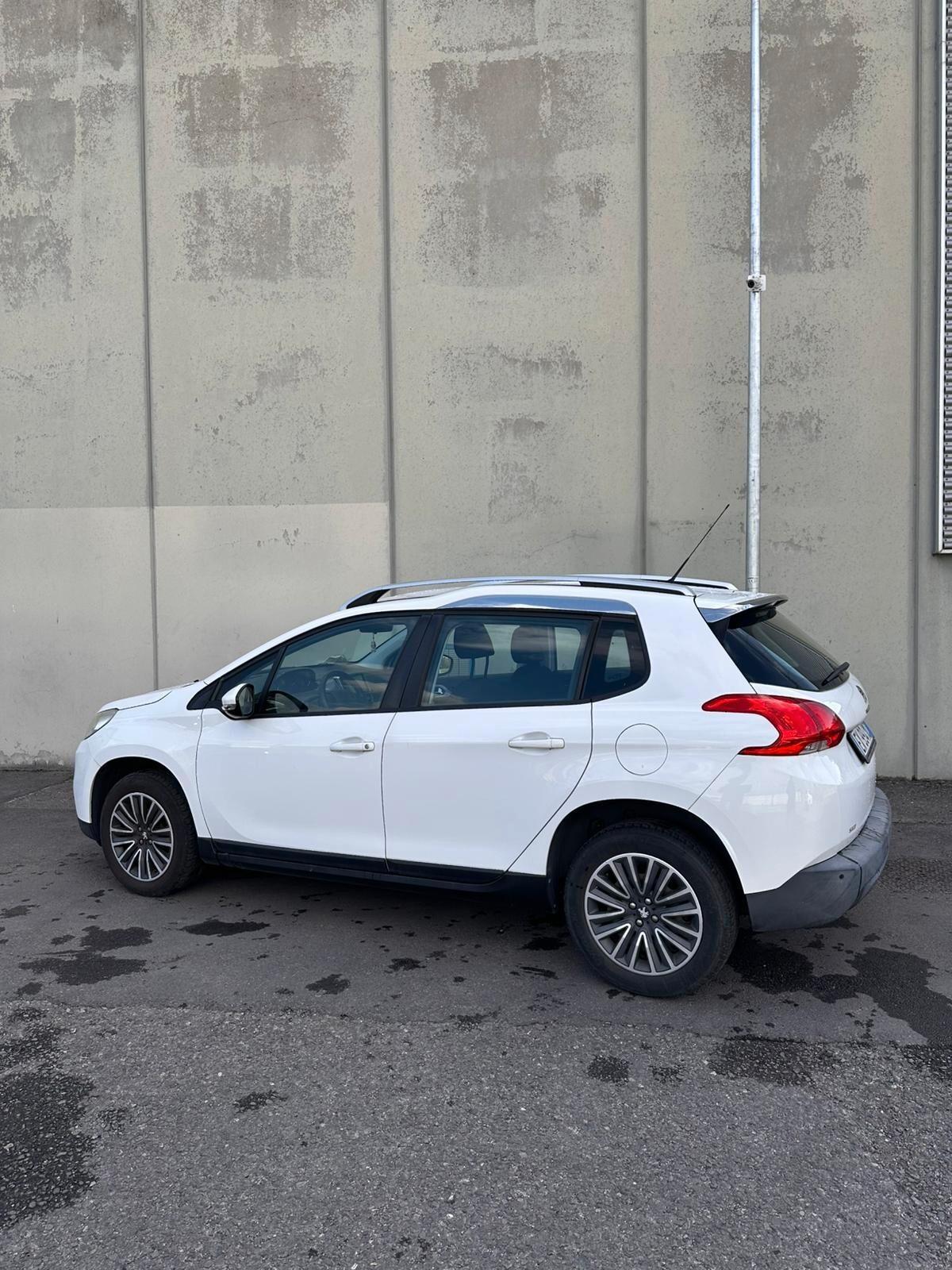 Peugeot 2008 PureTech 82 ETG5 S&S Allure