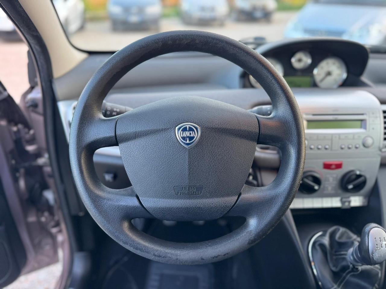 Lancia Ypsilon 1.4 Oro Ecochic GPL