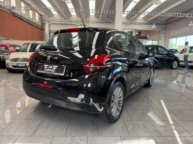 PEUGEOT 208 1° serie PureTech 82 5 porte Allure