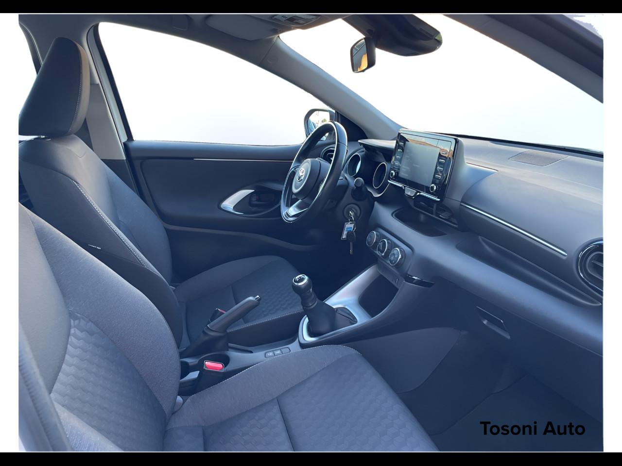 TOYOTA Yaris 1.0 Trend