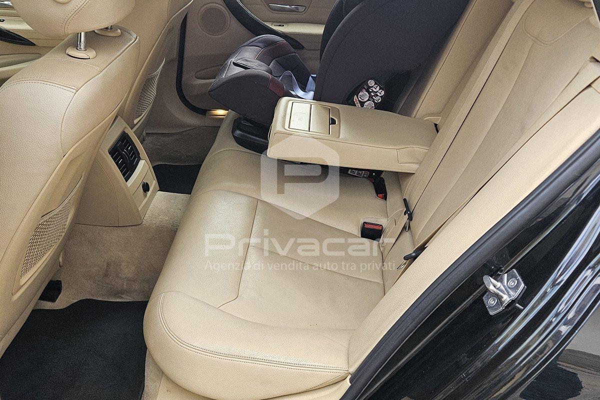 BMW 320d xDrive Touring Luxury