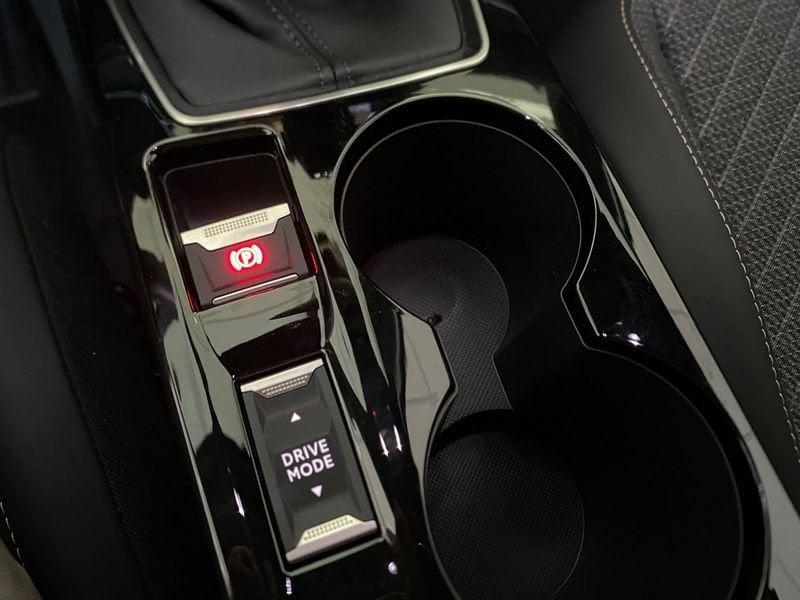 Peugeot 2008 2008 PureTech 100 S&S Allure