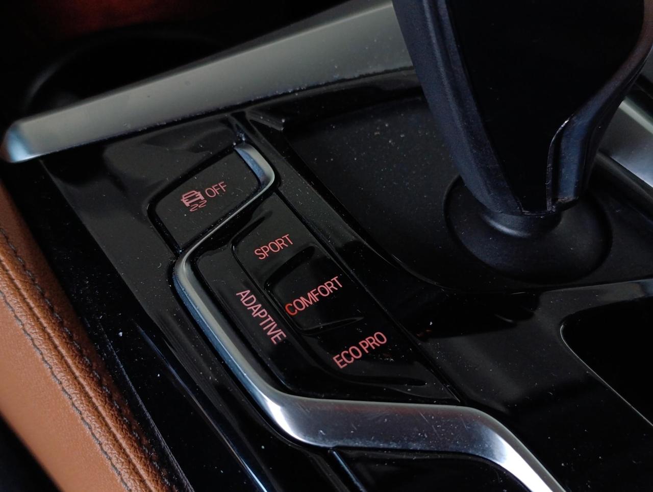 BMW 520 d Touring mhev 48V Luxury auto