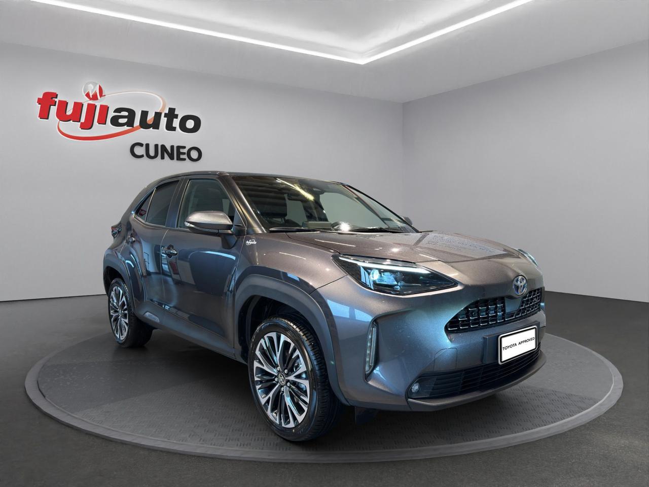 Toyota Yaris Cross 1.5h Lounge fwd 116cv e-cvt