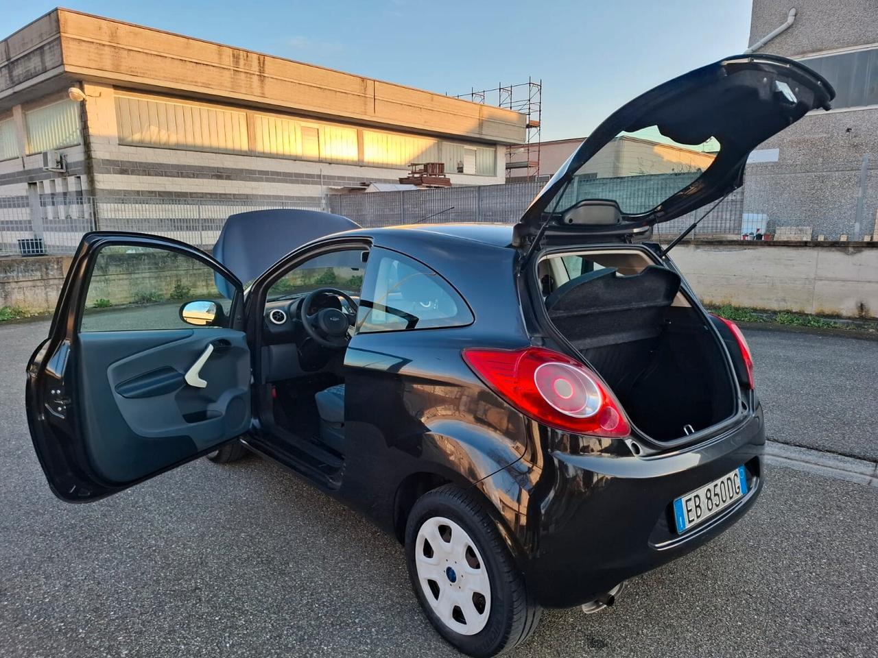 Ford Ka 1.2 benzina 2010 con SOLO 114.000 KM