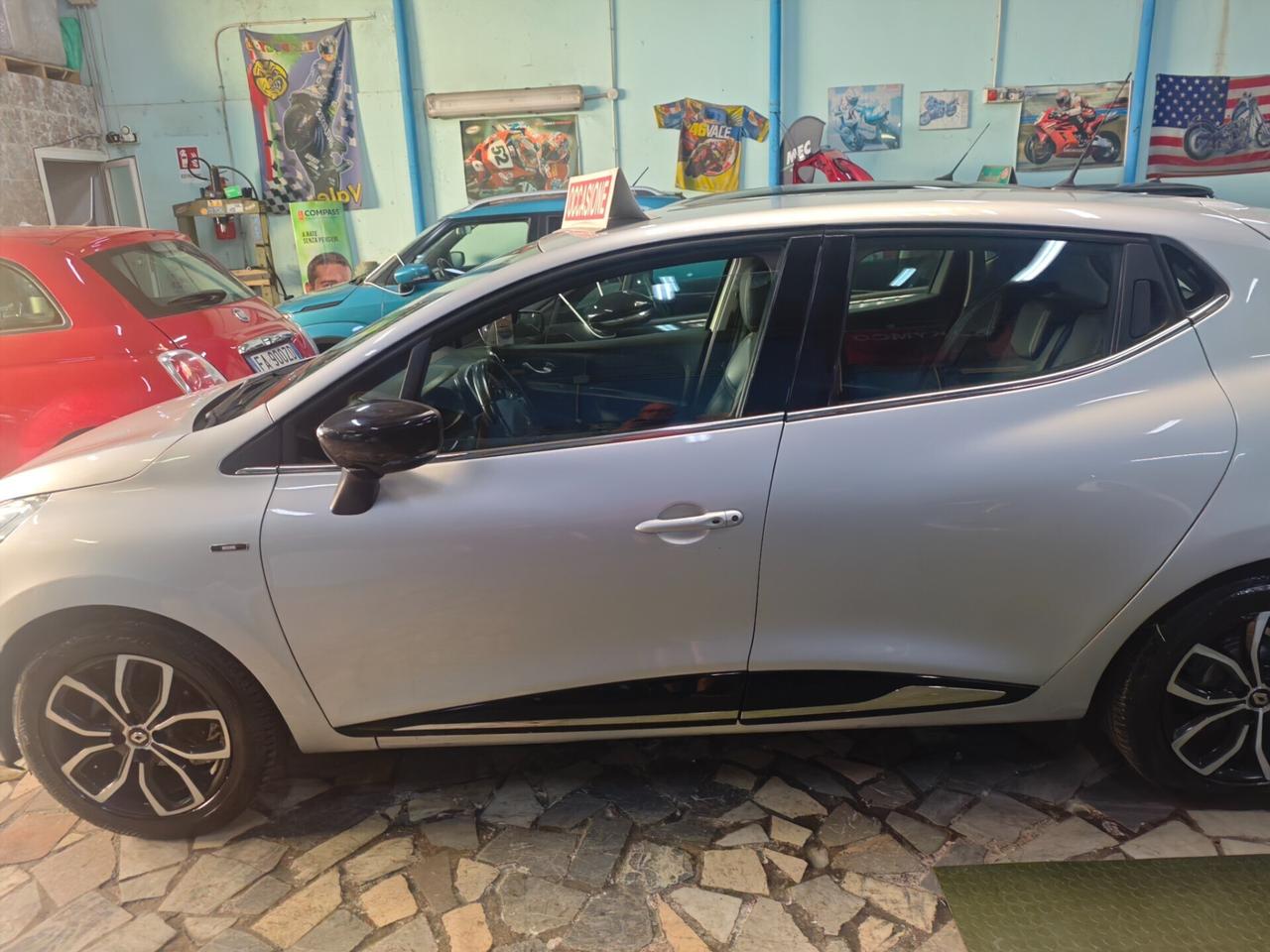 Renault Clio dCi 8V 90 CV 5 porte Moschino Intens