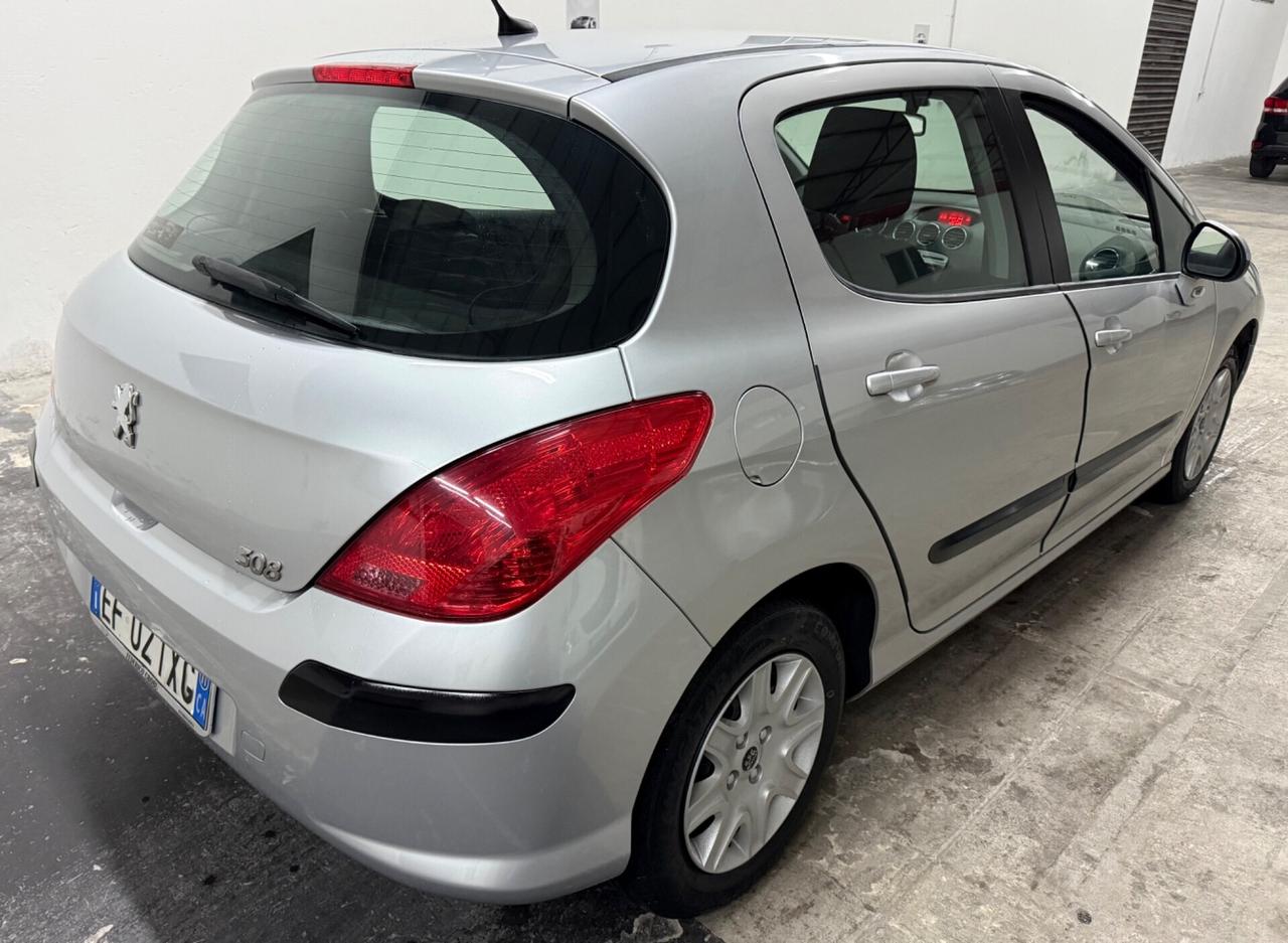 Peugeot 308 1.6 HDi 92Cv 5porte - 2011