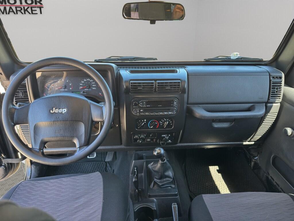 Jeep Wrangler Hard Top 2.4 Sport