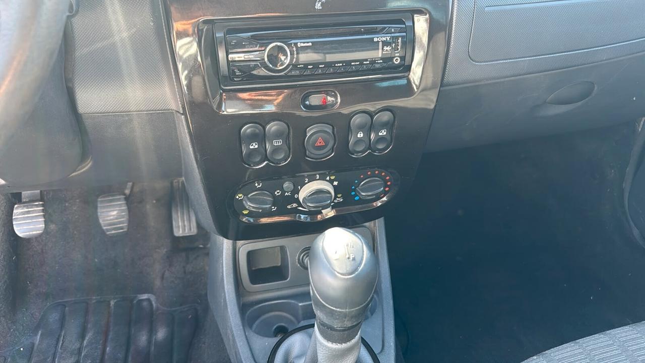 Dacia Duster 1.6 110CV 4x2 GPL Lauréate