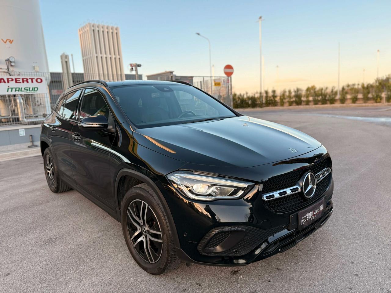 Mercedes-benz GLA 200 d Automatic Sport Plus TOTAL BLACK